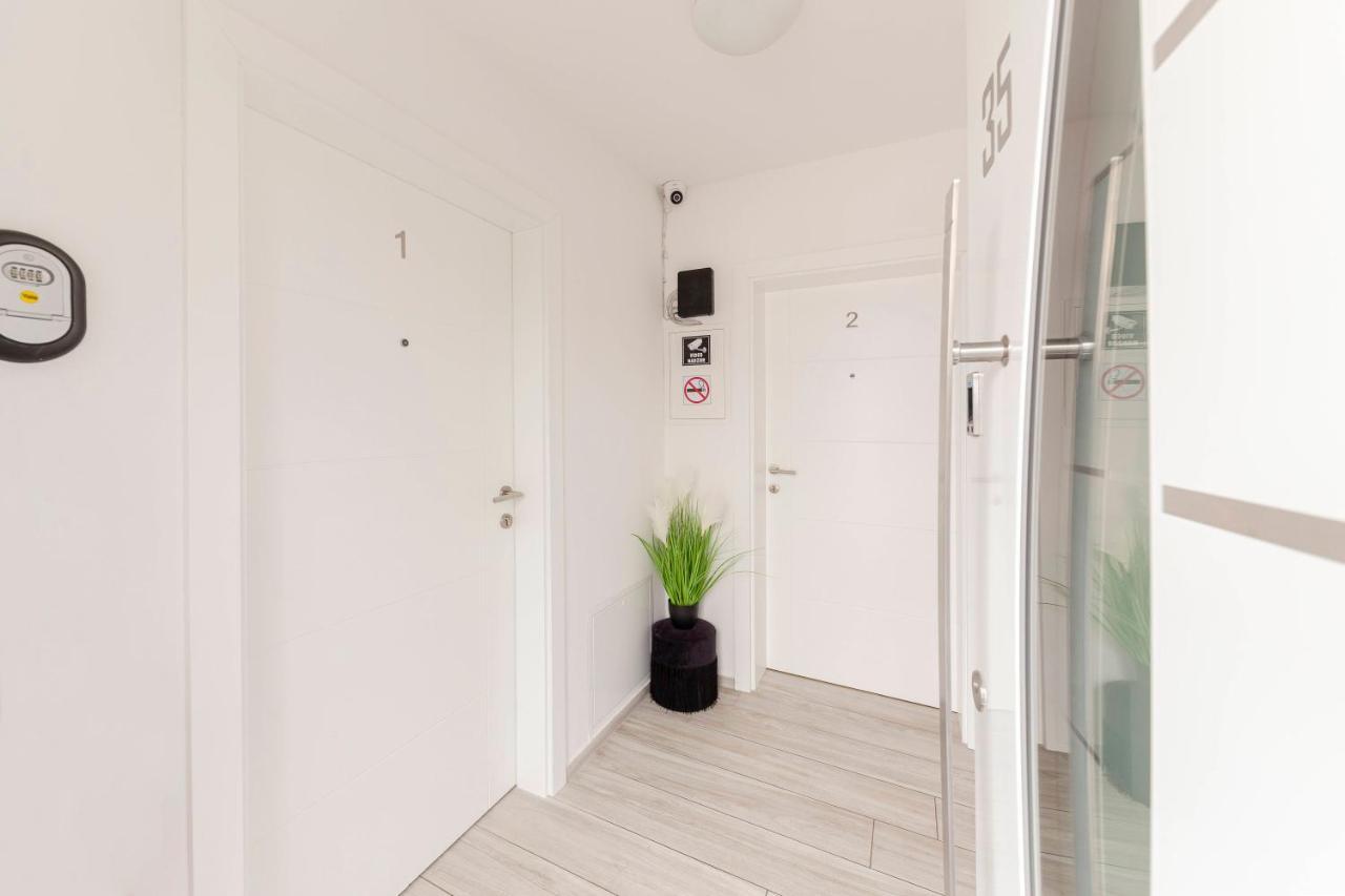 Apartments Era Ankaran Εξωτερικό φωτογραφία
