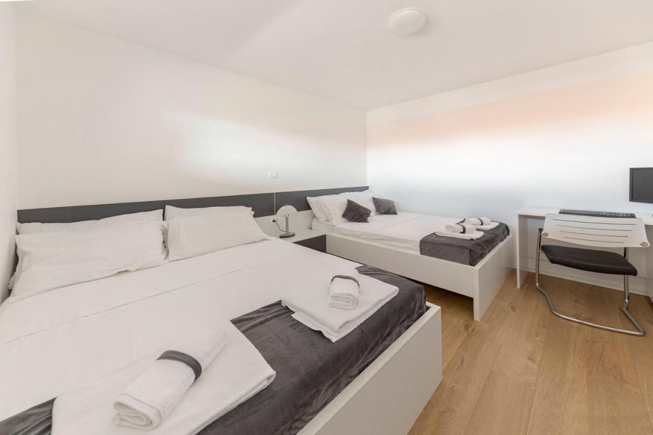 Apartments Era Ankaran Εξωτερικό φωτογραφία