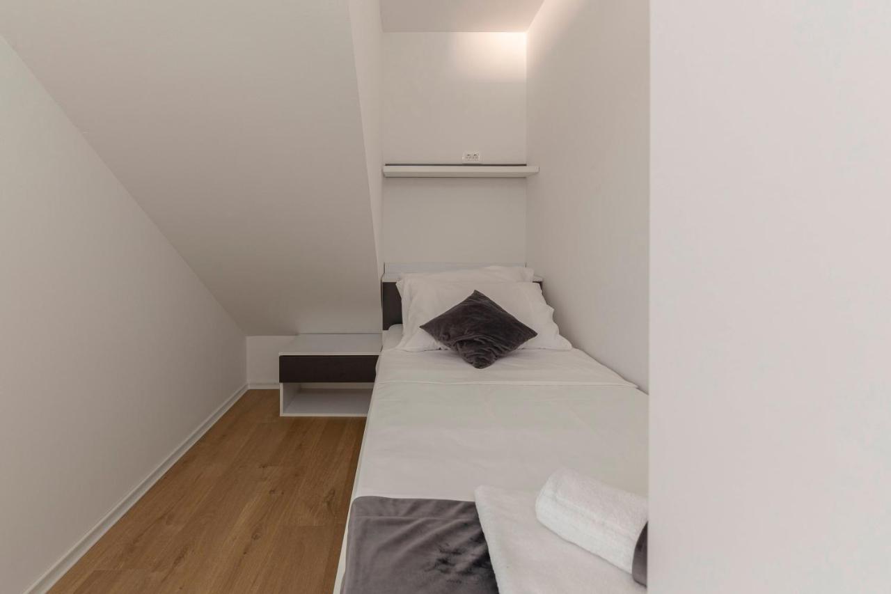 Apartments Era Ankaran Εξωτερικό φωτογραφία